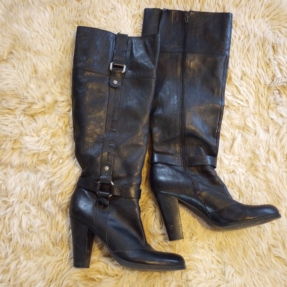 NINE WEST BOOTS Size 10.5 - Picture 2 of 4